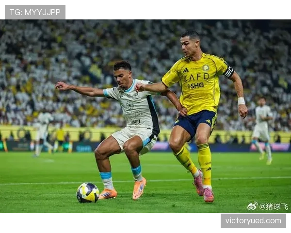 C罗连续强强对话爆发，前插接应撕开防线主导进攻