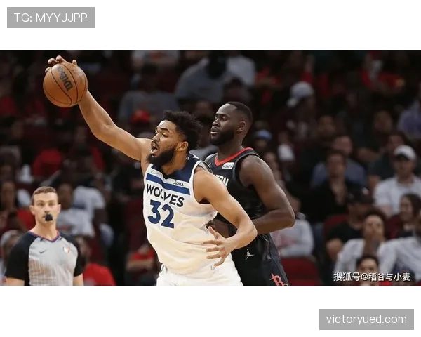 居莱尔 vs 哈维·西蒙斯：新星进攻效率与战术角色对比